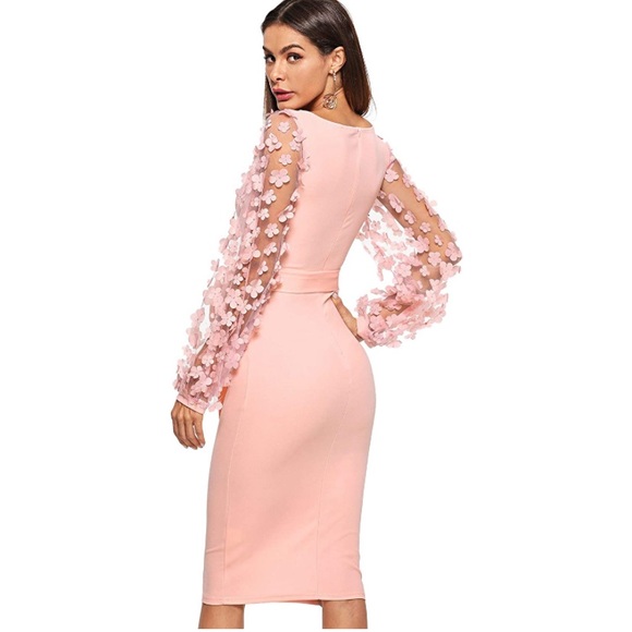 Adorable pink/mauve dress with puff sleeve - Picture 4 of 4